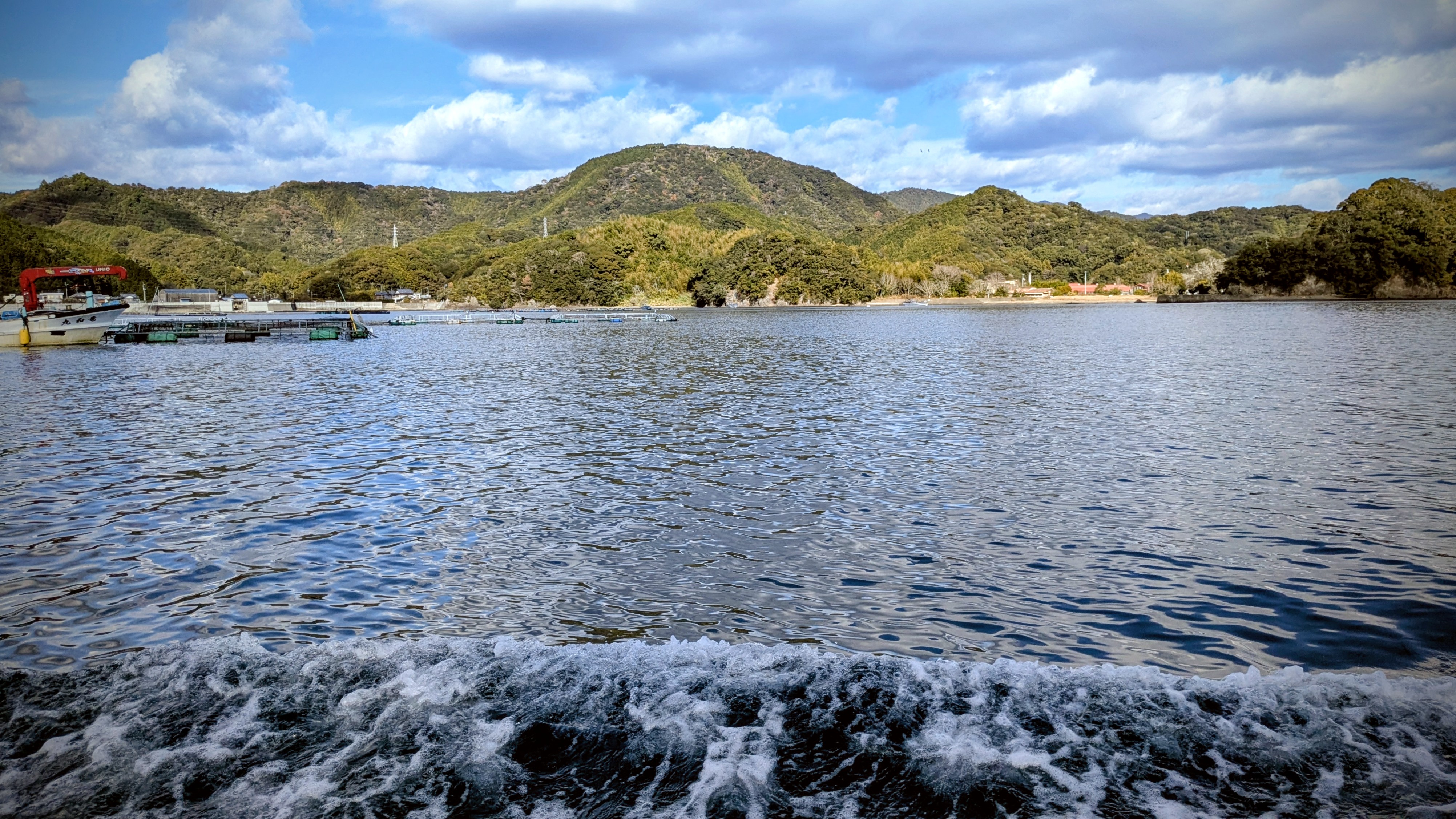 釣り筏の風景